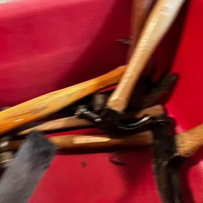 Tote of Hammers
