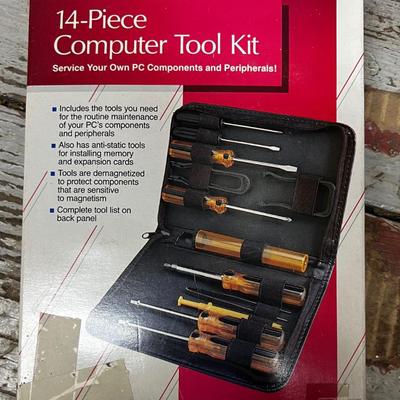14 Piece Computer Repair Tool Kit 
