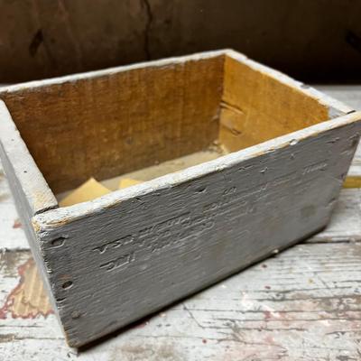 Wood Crate Remington Ammo but has been painted over 