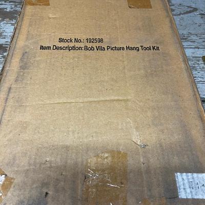 NEW Bob Villa Picture Hanging Kit