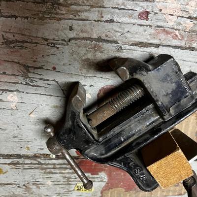 PS&W Small Bench Vice 