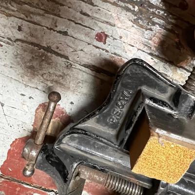 PS&W Small Bench Vice 