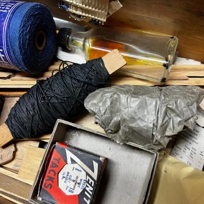 Great - Wood Carpenters Tool Box 