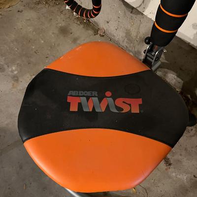 AbDoer Twist Machine