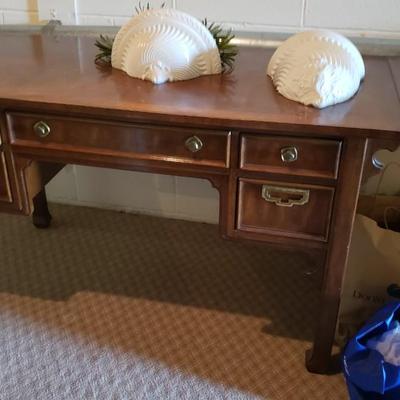 Mystique by Thomasville desk