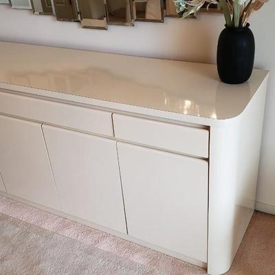 Laminate 1980s buffet