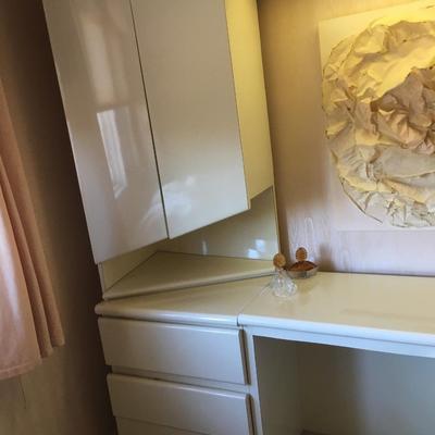 1980â€™s laminate 3 piece desk and side dressers