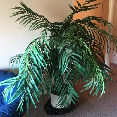 Artificial potted palm