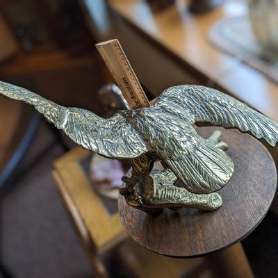 VINTAGE SOLID BRASS PERCHED EAGLE STATUE, 18