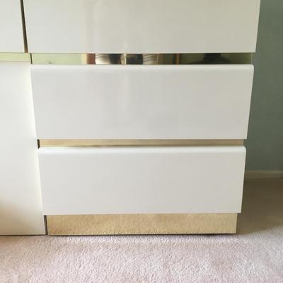 1980â€™s laminate small dresser
