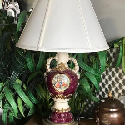"The proposal " romantic lamp and shade