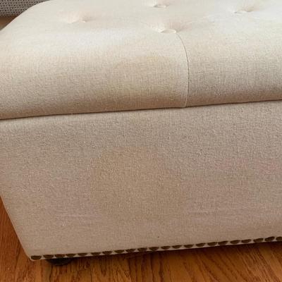 Cream Fabric Tufted Storage Bench (BR-MK)