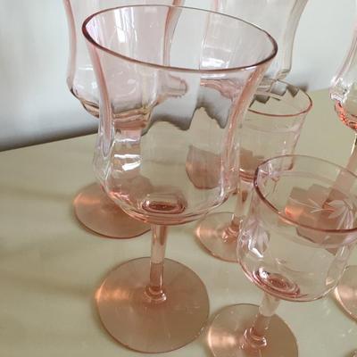 Vintage Depression glass  pink wine glasses