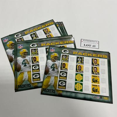 -41- SPORTS | 2006 NFL Green Bay Packers Team Stamp Pages