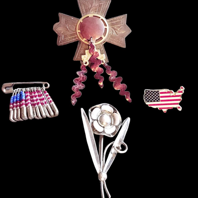Brooches & Pins