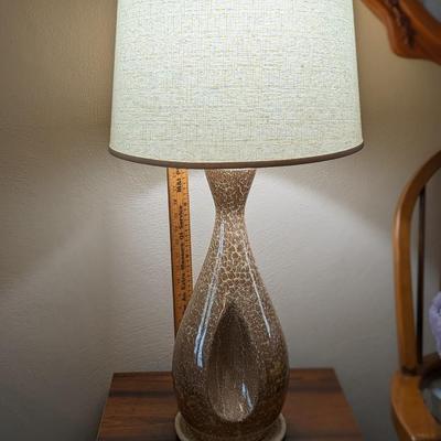Vintage Looking Lamp, Like New