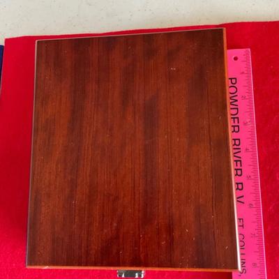 Bar Set in wooden box