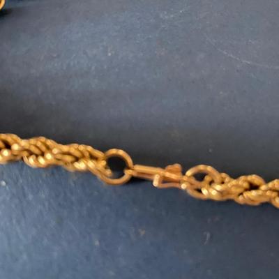 10 kt Gold Rope Necklace