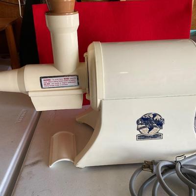 Champion Juicer Complete