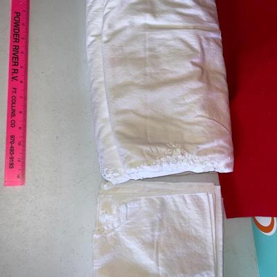 Large Table cloth and napkins