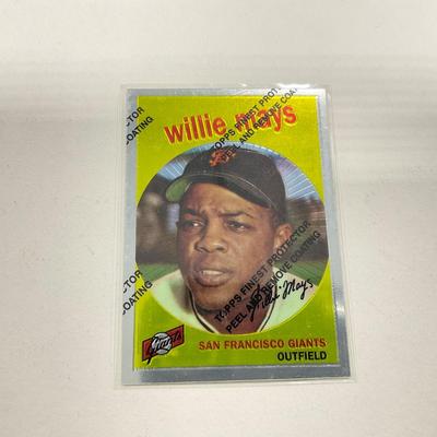 -150- SPORTS | 1996 Willie Mays #50 Card