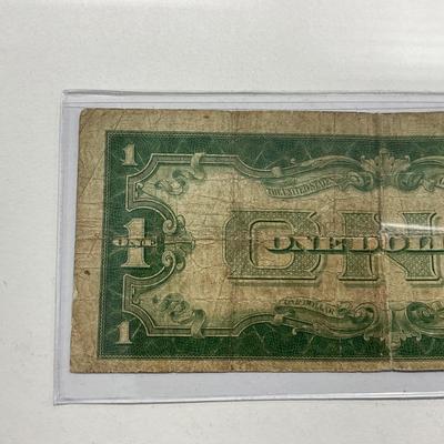 -160- CURRENCY | 1928-B Dollar Funny Back Silver Certificate