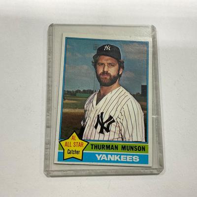 -162- SPORTS | 1976 Thurman Munson Yankees #650 Card