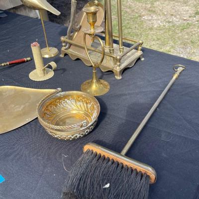 Lot 28 - All Brass ! Fireplace set, candle holder, candle snuffer