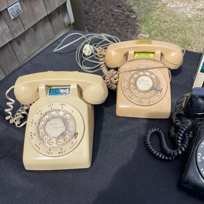 Lot 40 - Rotary phones, transceivers, wall mount phone
