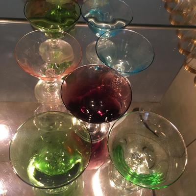 Set of 7 colorful glasses