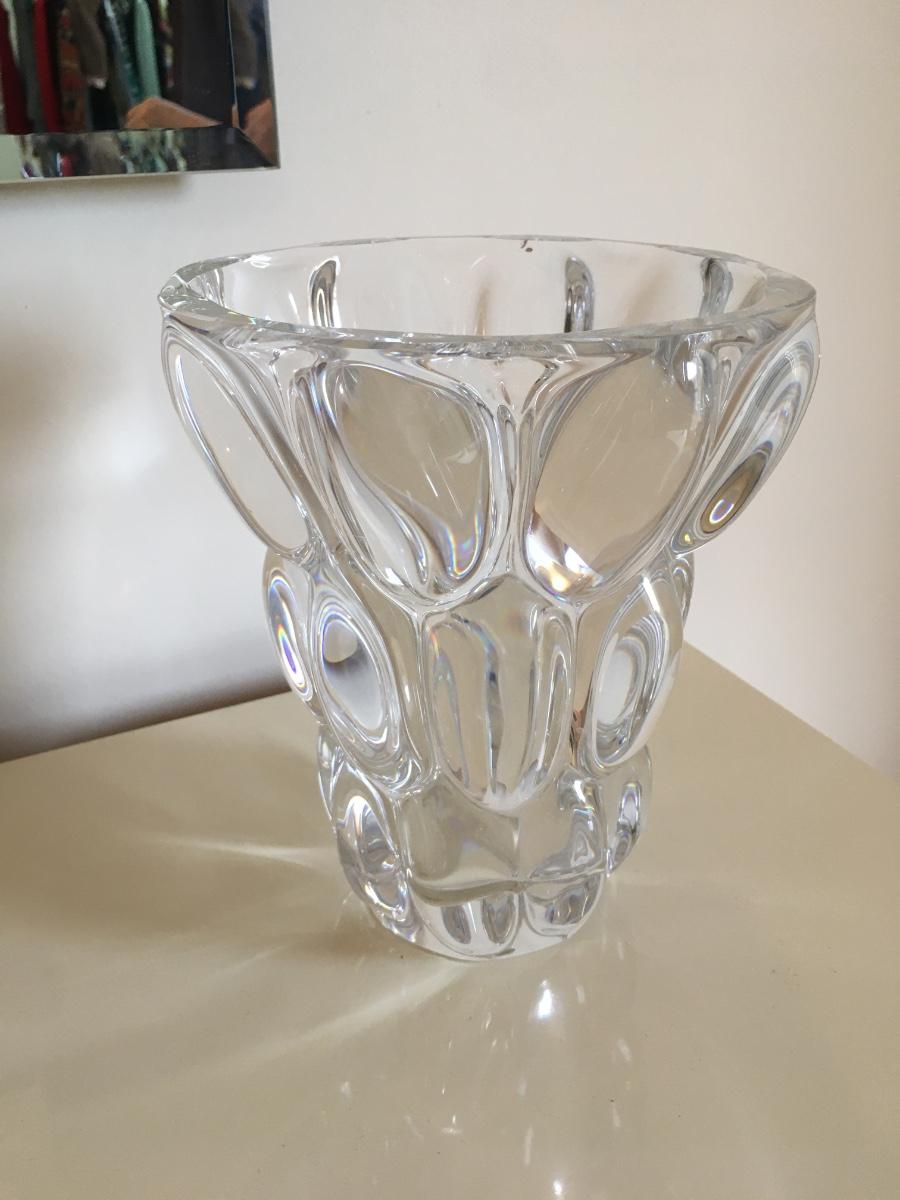 Vannes Le Chatel France crystal vase | EstateSales.org