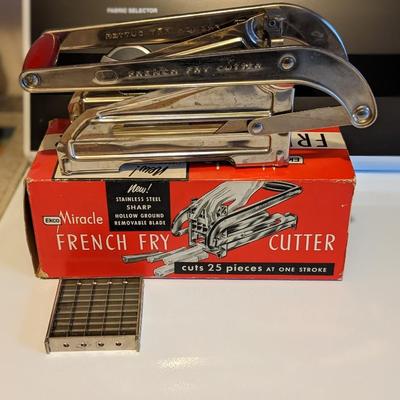 Like New Vintage French Fry Cutter