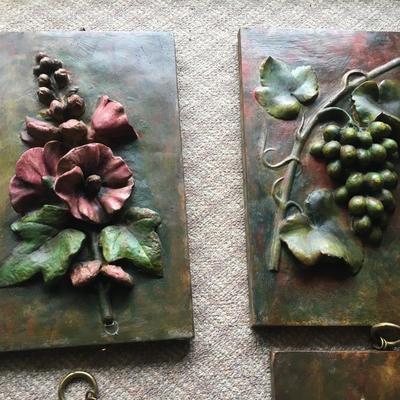 MCM set of 4 plaster flowers