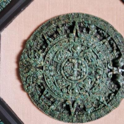 Vintage Aztec Sun Stone Crushed Malachite mexico