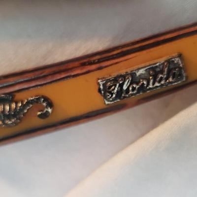 3 vintage letter openers, Souvenirs