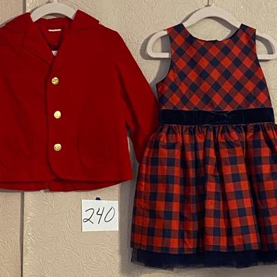 2T in Red