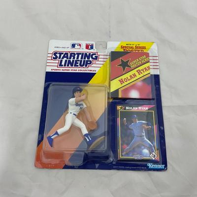 -203- SPORTS | 1992 & 1995 Starting Lineup Figures