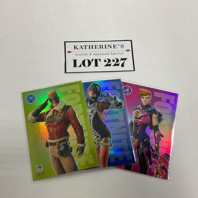 -227- FORTNITE | #40 Cloudbreaker, #32 Biz, #179 Reese Cards
