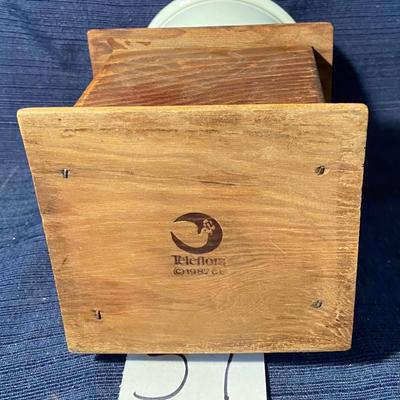 1982 Coffee Mill