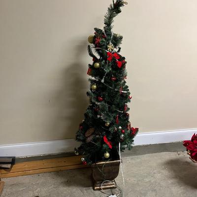 Christmas Trees & Decorations (G-MG)