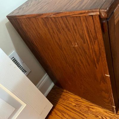 Wooden Cabinet/TV Stand (O-MG)