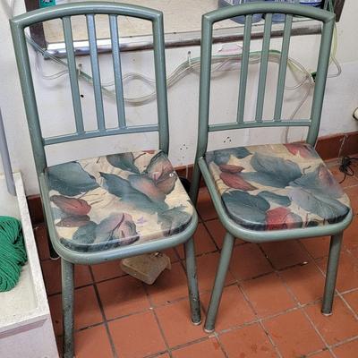 2 chairs