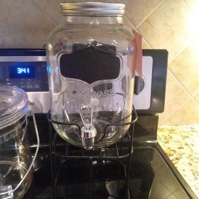 TEA KETTLE-GLASS TEA DISPENSER-CLEAR CONTAINER AND TRUVIA PACKETS