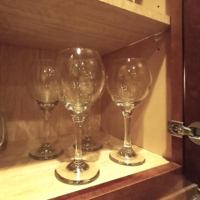 GLASS DRINKING GLASSES AND GLASS JAR MUGS
