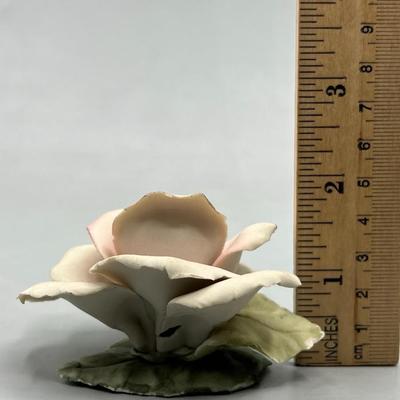 Small Vintage Napoleon Porcellane Italy Capodimonte Flower Rose Bud