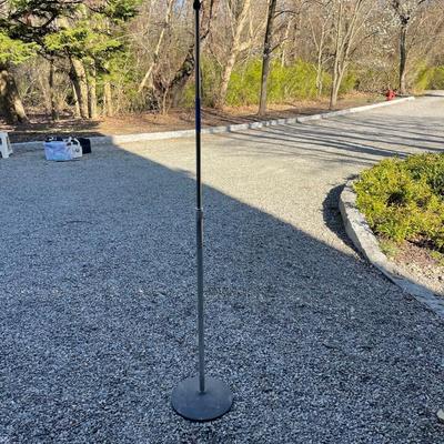 Lot - 101 Microphone Stand