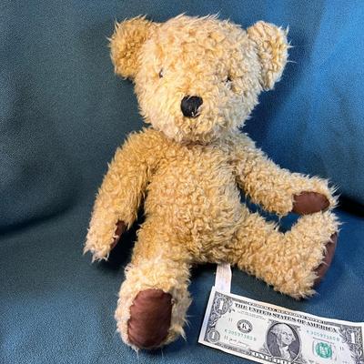 VINTAGE LOOK TEDDY BEAR â€œMAXâ€ BY WISH PETS