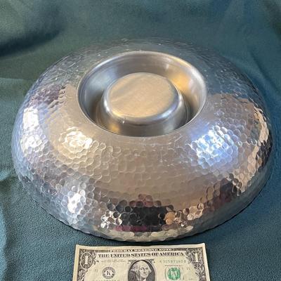 OVERSIZE HAMMERED ALUMINUM CHIP AND DIP BOWL