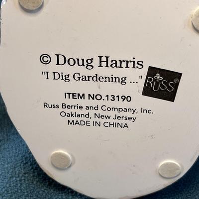 RUSS FIGURAL â€œI DIG GARDENINGâ€ 
