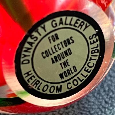 STUDIO GLASS FLOWER EGG PAPERWEIGHT
